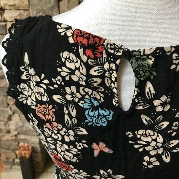 Lauren Conrad Floral Print Sleeveless Babydoll Top - Picture 7 of 7